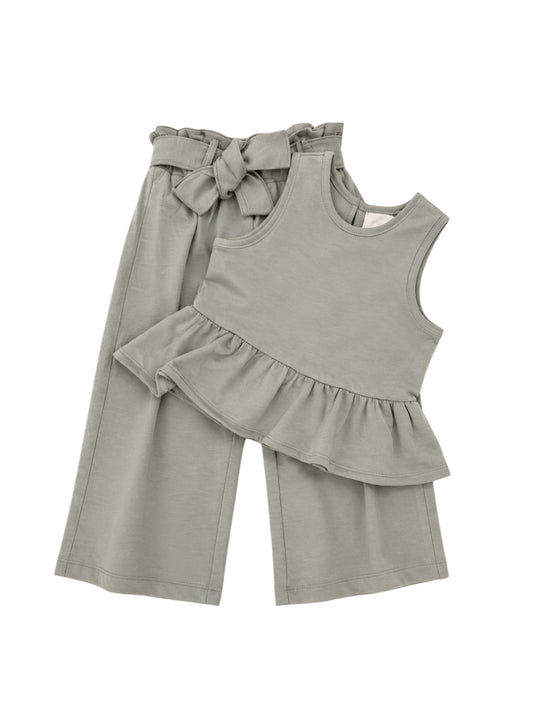 Zeytin yeşili peplum kız çocuk takımı ön görünüm.